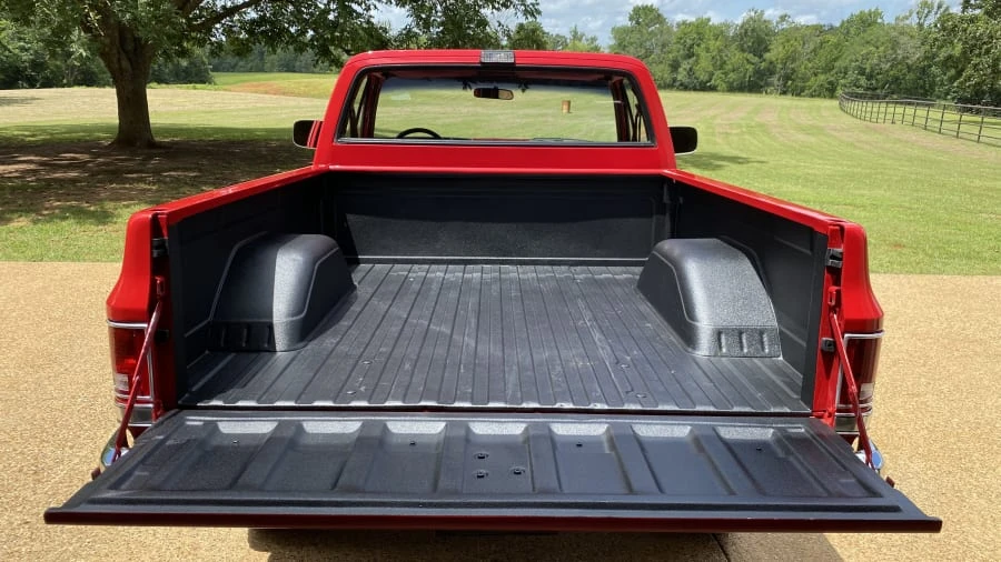1987 Chevrolet C/K 3rd Gen - Image 20 of 23