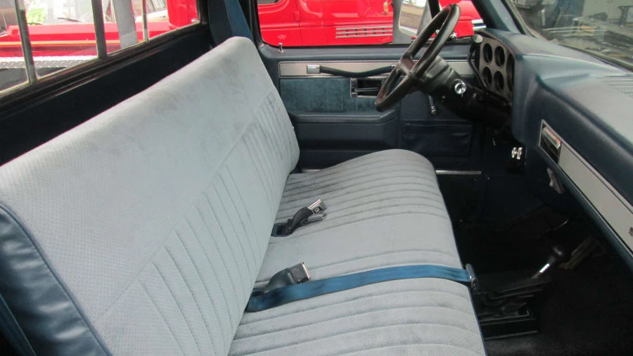1987 Chevrolet Silverado - Image 6 of 12