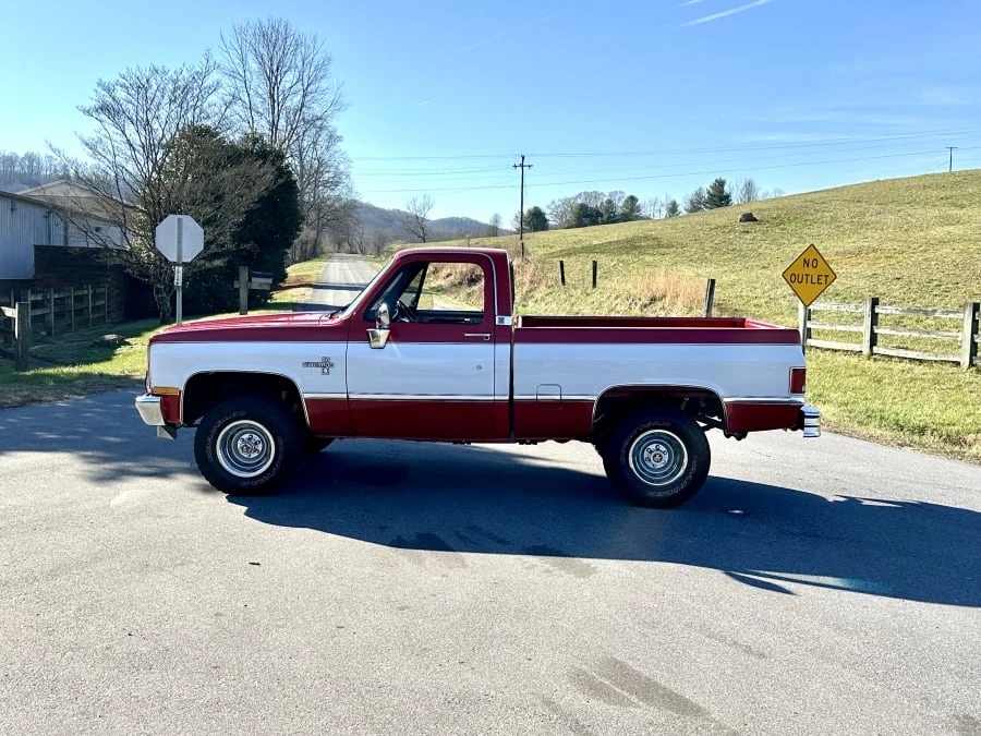 1987 Chevrolet C/K 3rd Gen - Image 2 of 19