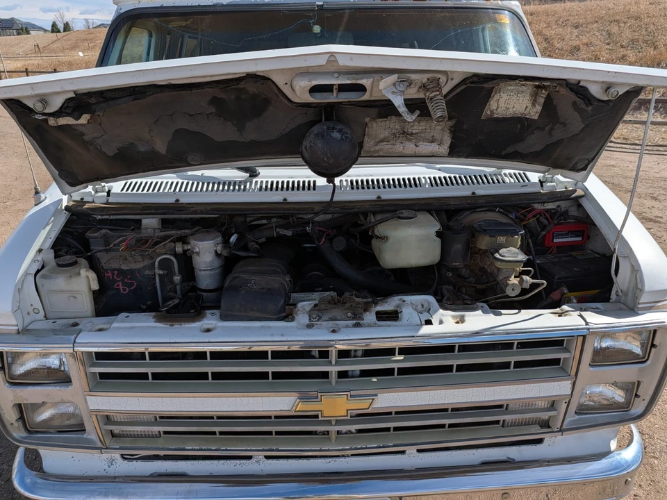 1987 Chevrolet G-Series Van - Image 8 of 21