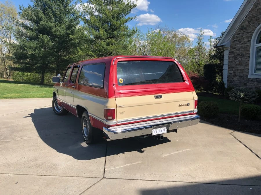 1987 Chevrolet Suburban 7th Gen - Image 3 of 7