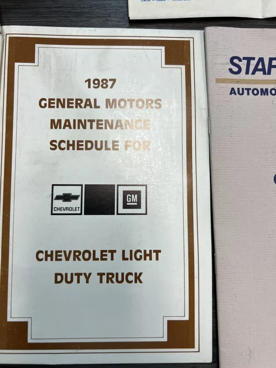 1987 Chevrolet Suburban 7th Gen - Image 31 of 31