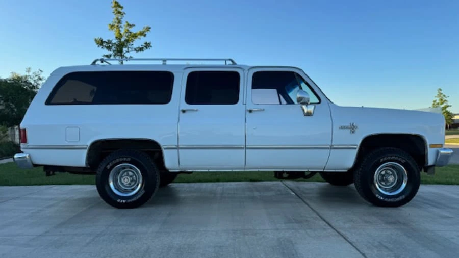 1987 Chevrolet Suburban 7th Gen - Image 6 of 31