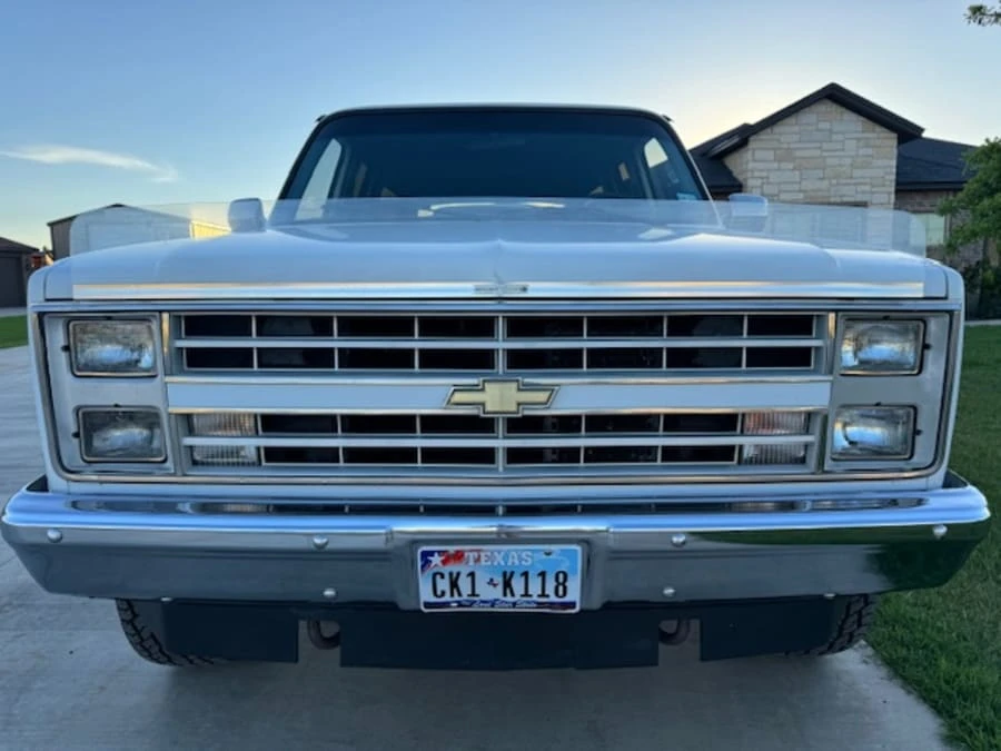 1987 Chevrolet Suburban 7th Gen - Image 30 of 31
