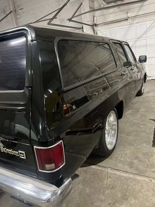 1987 Chevrolet Suburban 7th Gen - Image 9 of 9