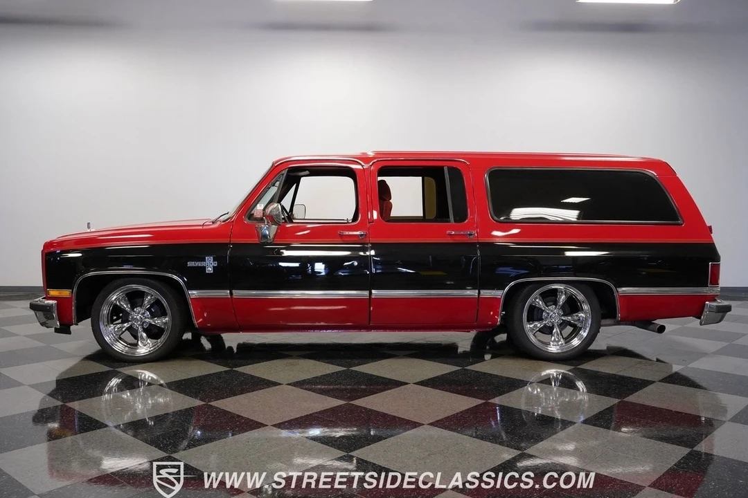 1987 Chevrolet Suburban 7th Gen - Image 3 of 21