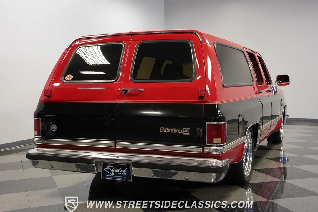 1987 Chevrolet Suburban 7th Gen - Image 12 of 21