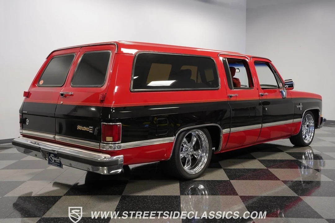 1987 Chevrolet Suburban 7th Gen - Image 13 of 21