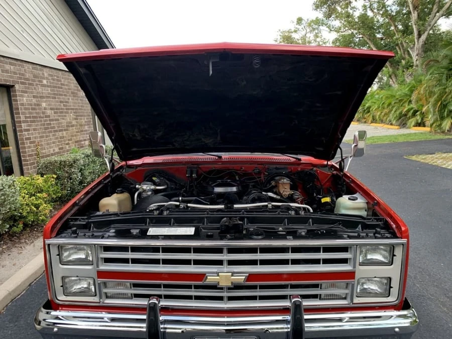 1987 Chevrolet Suburban 7th Gen - Image 14 of 16