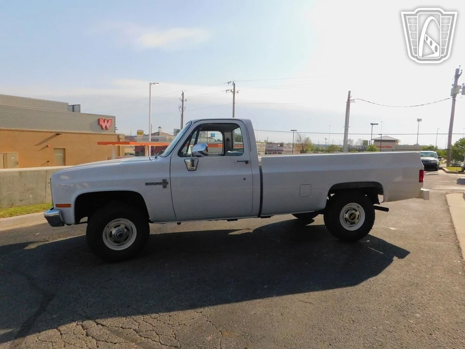 1987 Chevrolet C/K 3rd Gen - Image 4 of 12