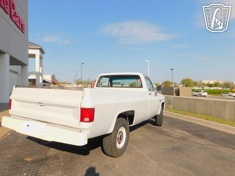 1987 Chevrolet C/K 3rd Gen - Image 9 of 12