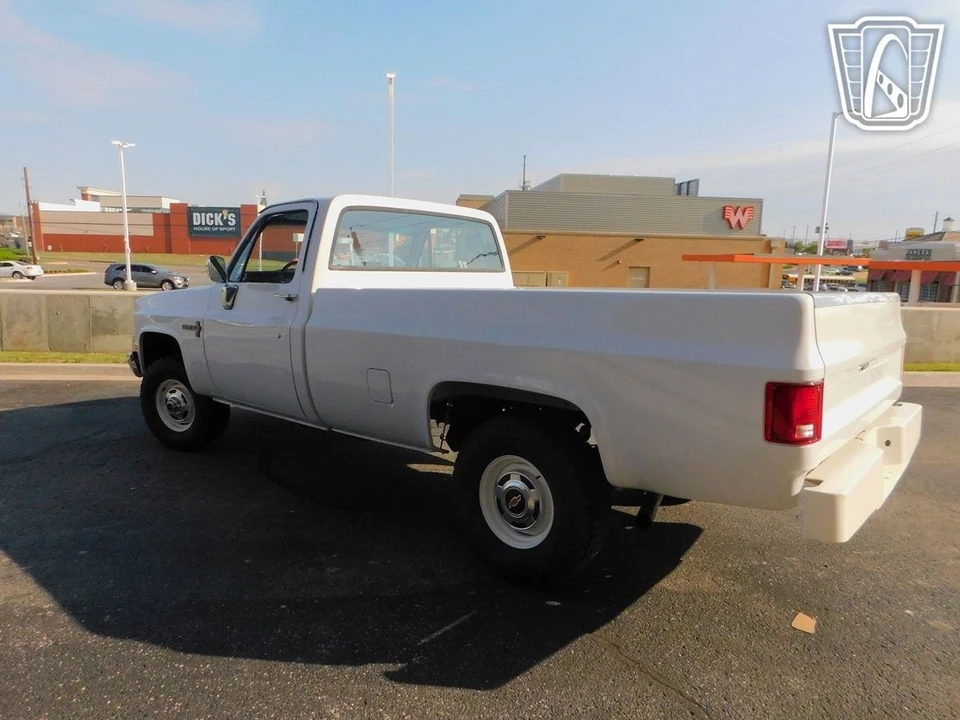1987 Chevrolet C/K 3rd Gen - Image 5 of 12