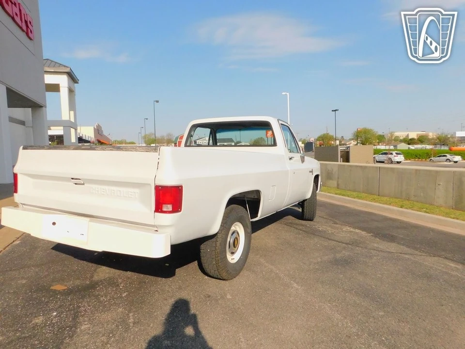 1987 Chevrolet C/K 3rd Gen - Image 8 of 12