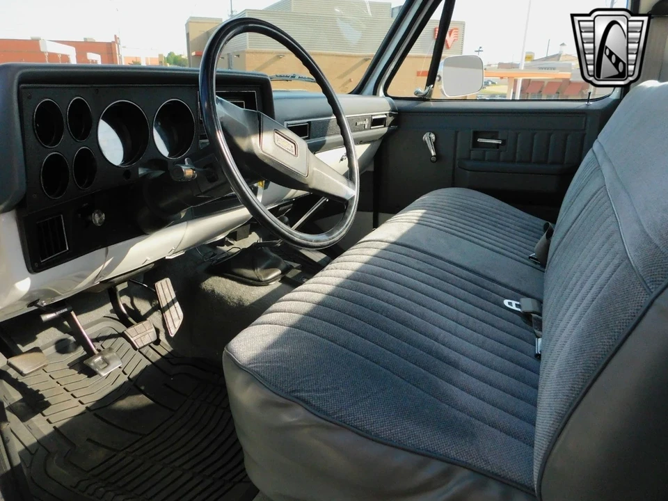 1987 Chevrolet C/K 3rd Gen - Image 18 of 21