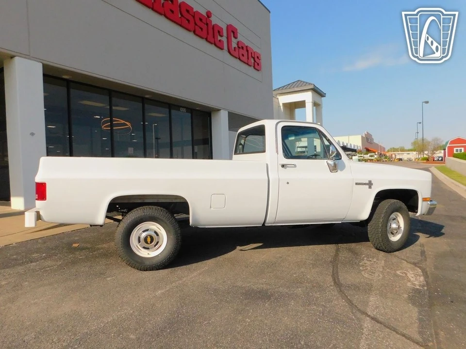 1987 Chevrolet C/K 3rd Gen - Image 10 of 12