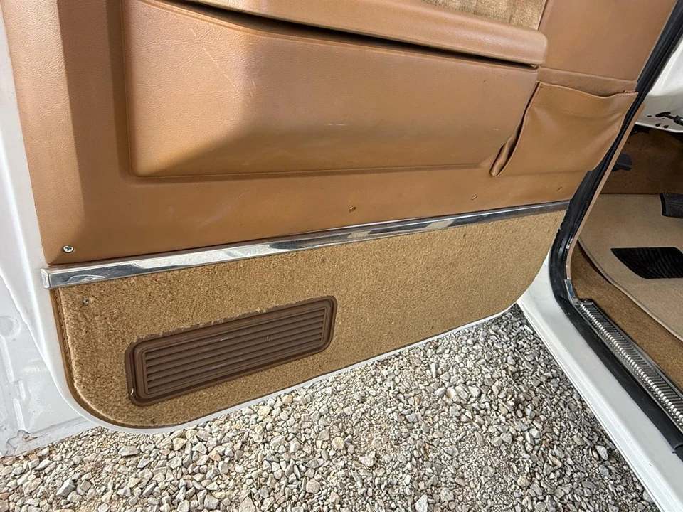 1987 Chevrolet K5 Blazer 2nd Gen - Image 26 of 31