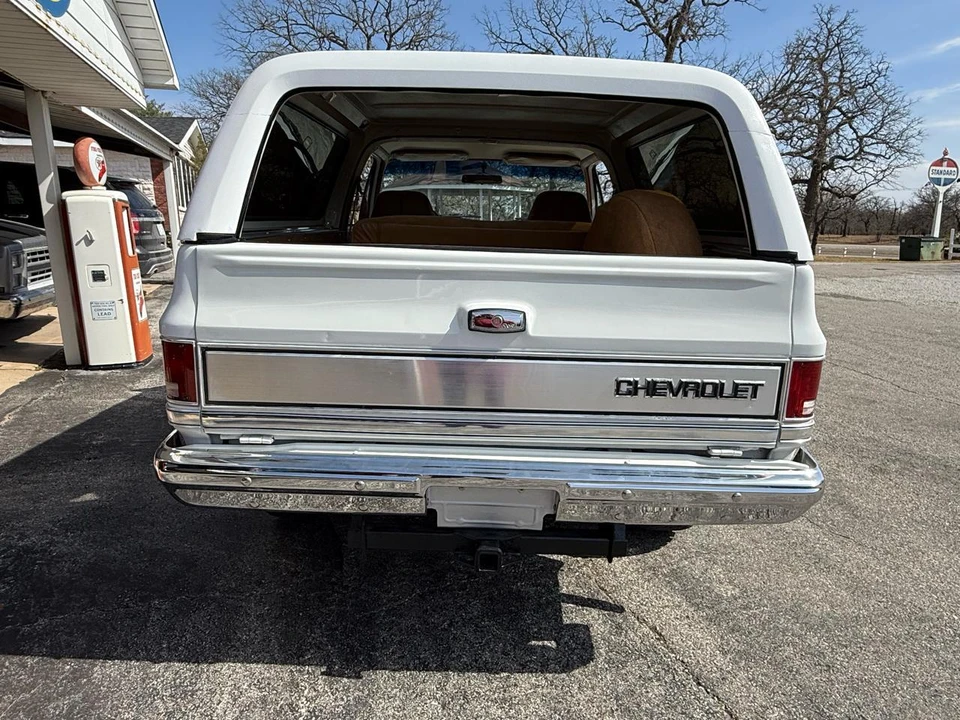 1987 Chevrolet K5 Blazer 2nd Gen - Image 8 of 31