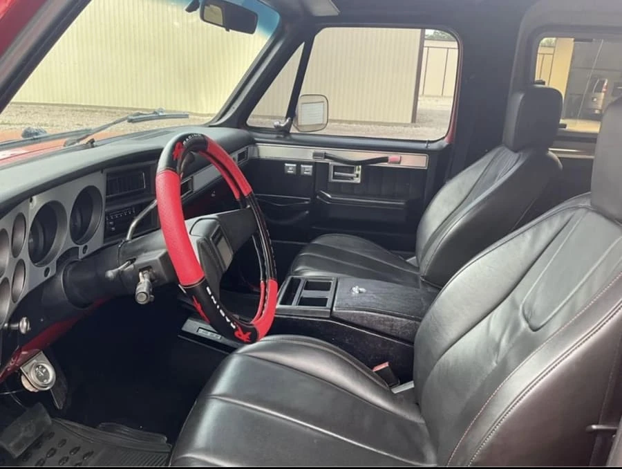 1987 Chevrolet K5 Blazer 2nd Gen - Image 11 of 15