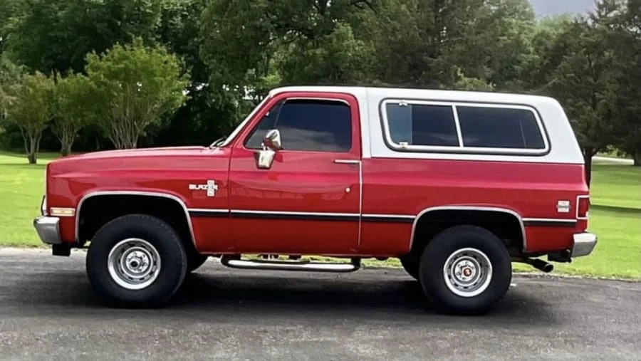 1987 Chevrolet K5 Blazer 2nd Gen - Image 2 of 15