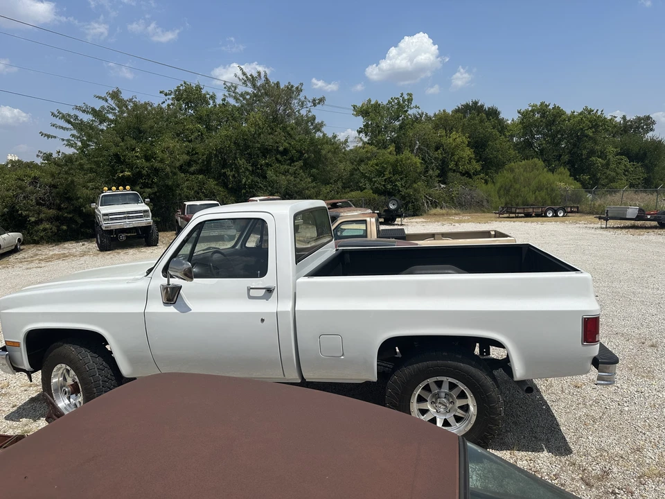 1987 Chevrolet C/K 3rd Gen - Image 3 of 31