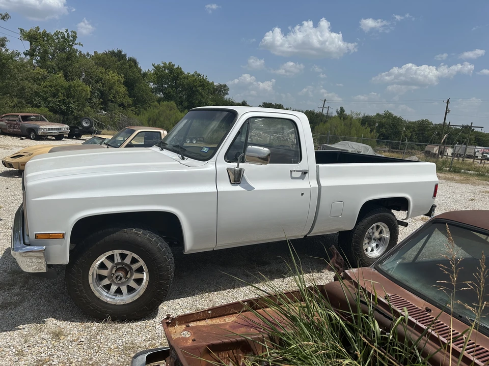 1987 Chevrolet C/K 3rd Gen - Image 2 of 31