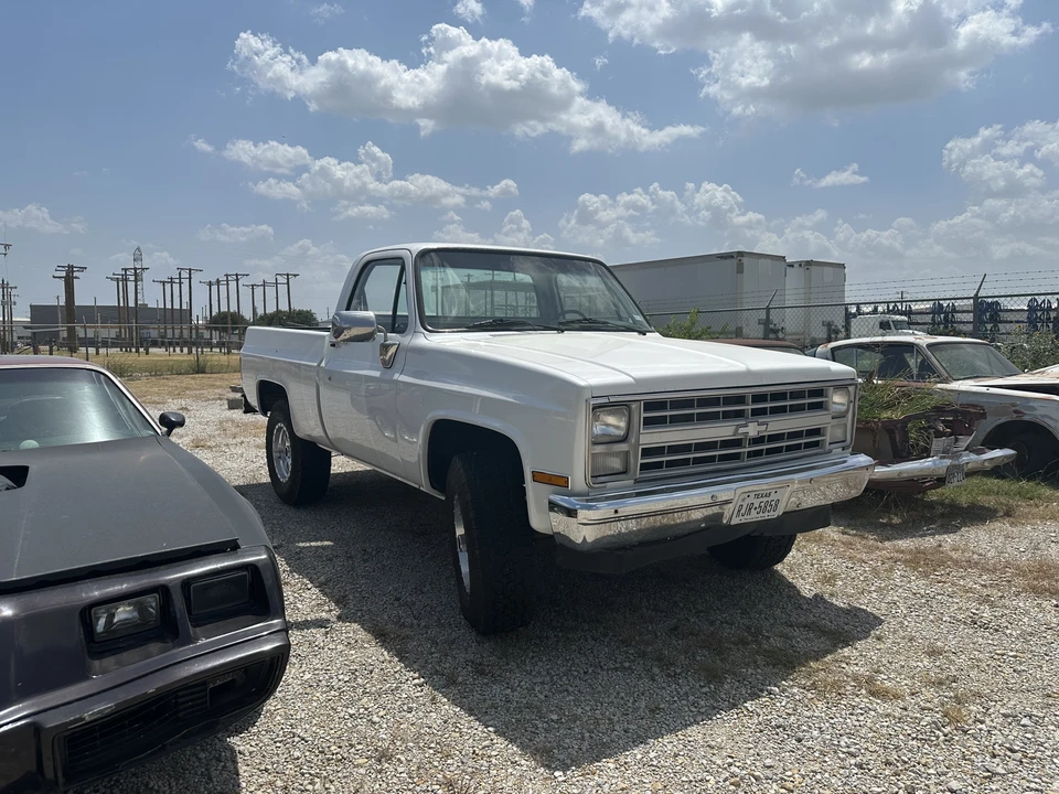 1987 Chevrolet C/K 3rd Gen - Image 18 of 31