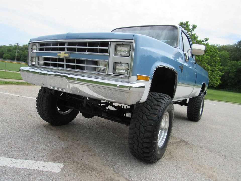 1987 Chevrolet C/K 3rd Gen - Image 4 of 31