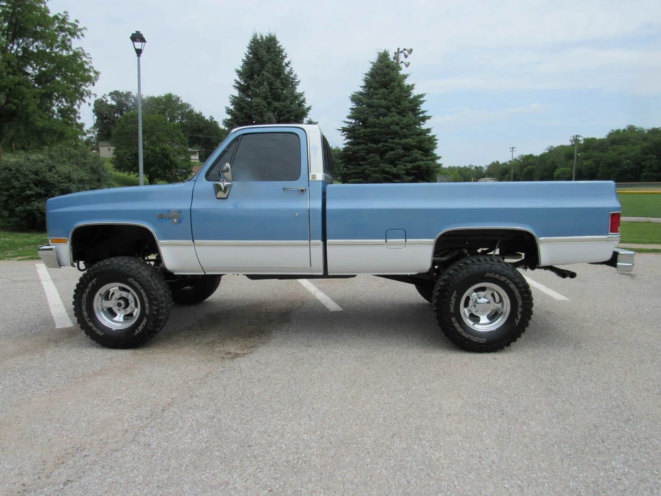 1987 Chevrolet C/K 3rd Gen - Image 16 of 31