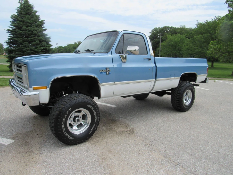 1987 Chevrolet C/K 3rd Gen - Image 2 of 31