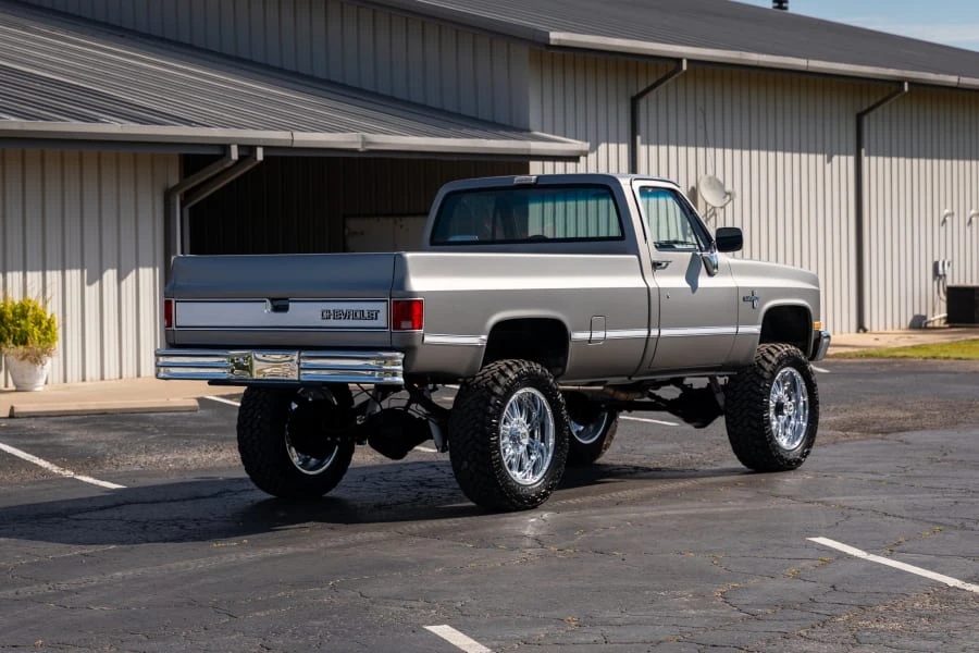 1987 Chevrolet C/K 3rd Gen - Image 3 of 31