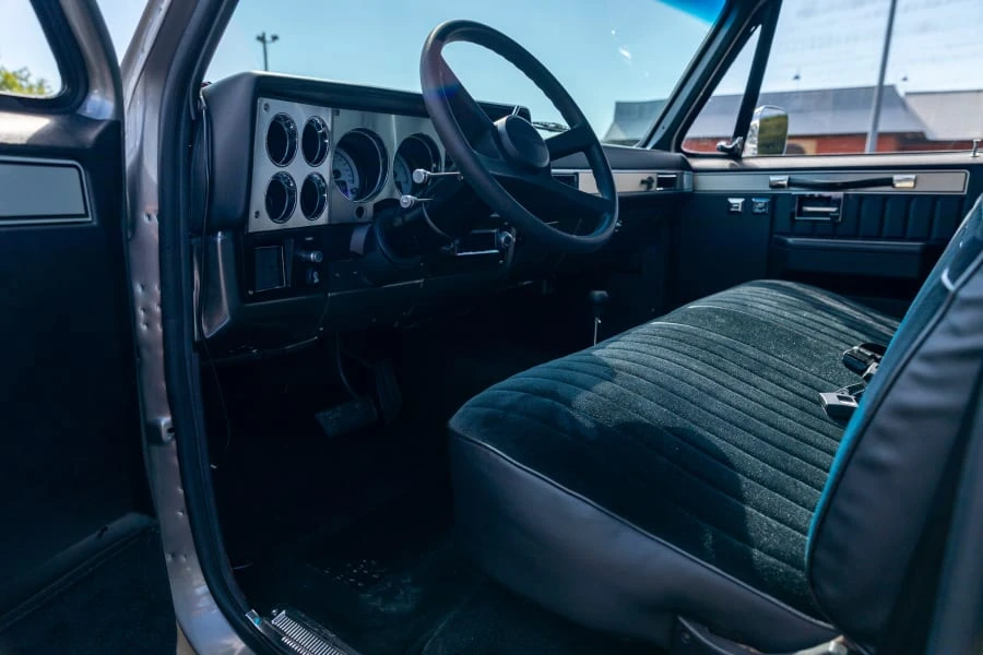1987 Chevrolet C/K 3rd Gen - Image 26 of 31