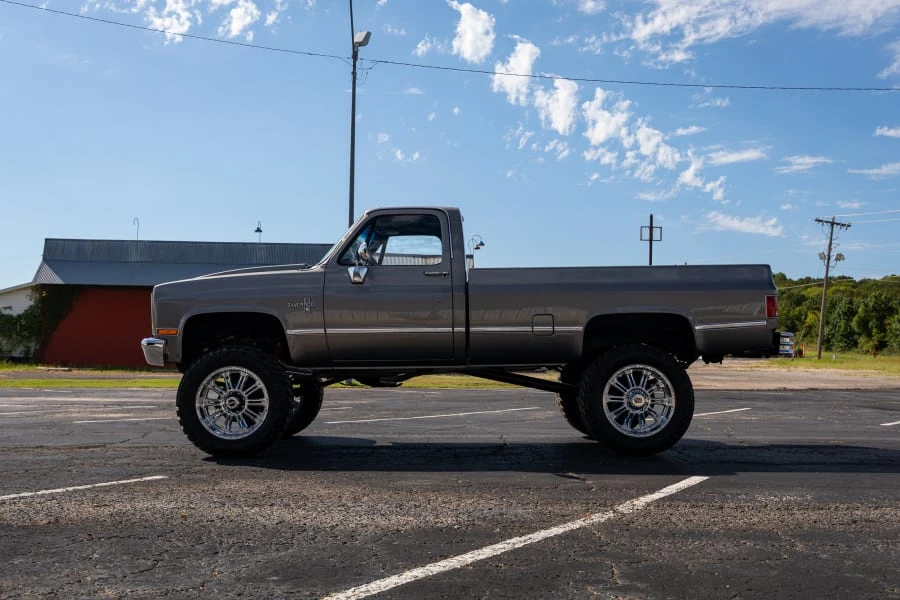 1987 Chevrolet C/K 3rd Gen - Image 2 of 31