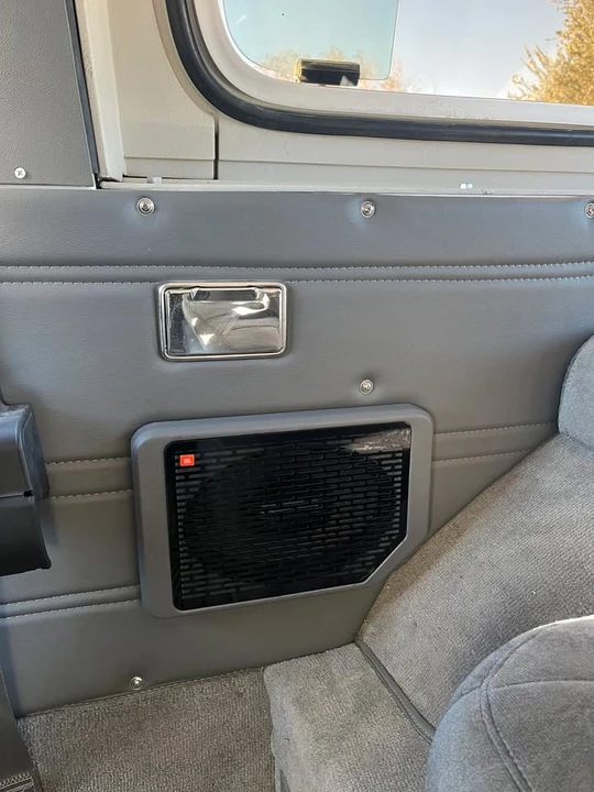 1987 Chevrolet K5 Blazer 2nd Gen - Image 8 of 20