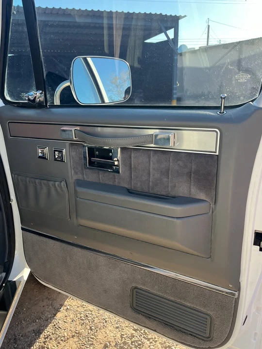 1987 Chevrolet K5 Blazer 2nd Gen - Image 5 of 20