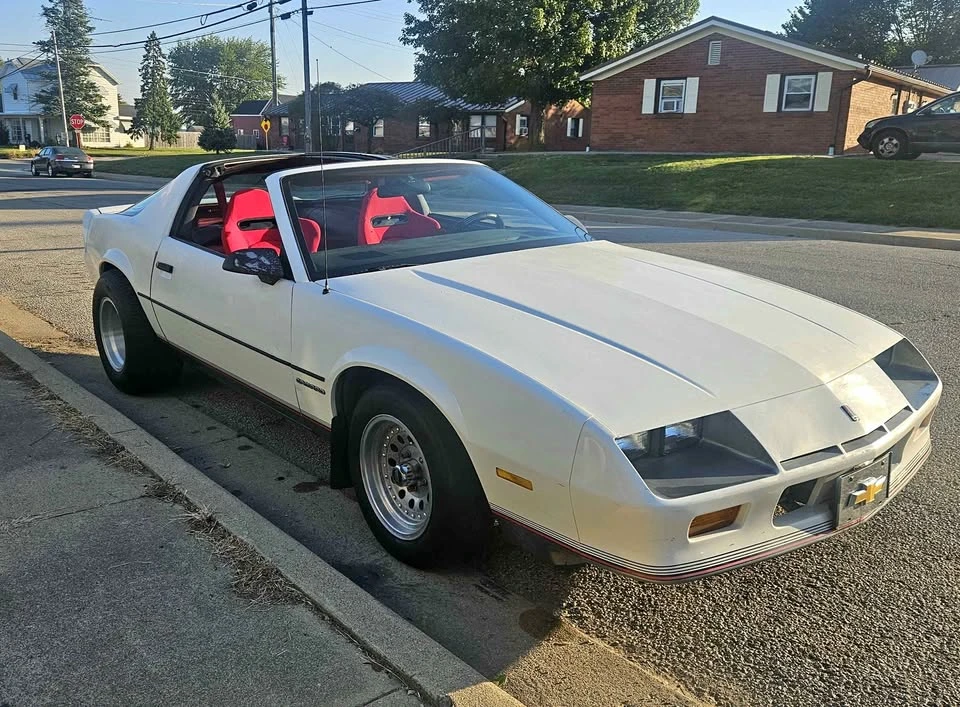 1987 Chevrolet Camaro 3rd Gen - Image 2 of 9