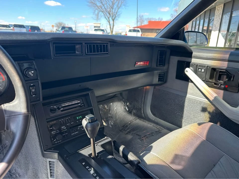 1987 Chevrolet Camaro 3rd Gen - Image 5 of 10