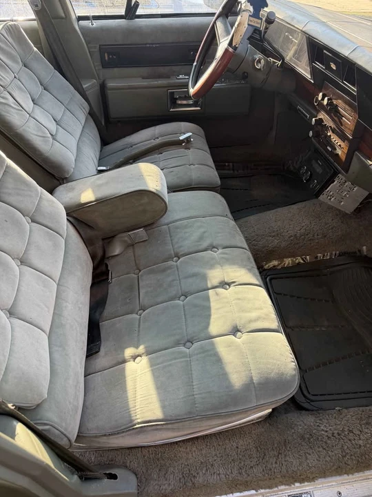 1987 Chevrolet Caprice - Image 7 of 8