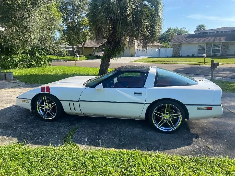 1987 Chevrolet Corvette C4 - Image 2 of 6