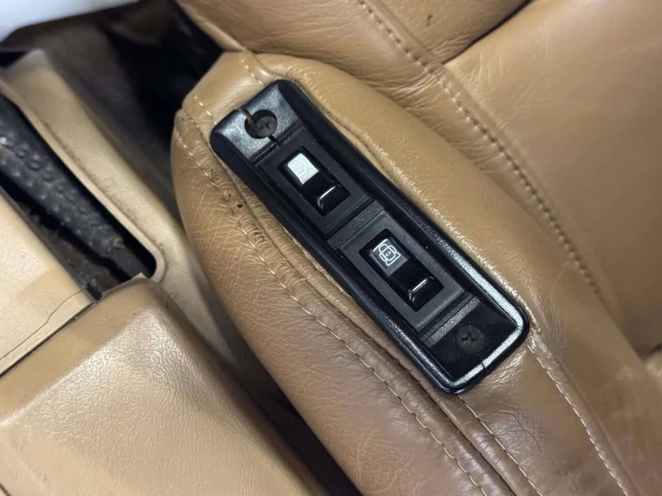 1987 Chevrolet Corvette C4 - Image 13 of 20
