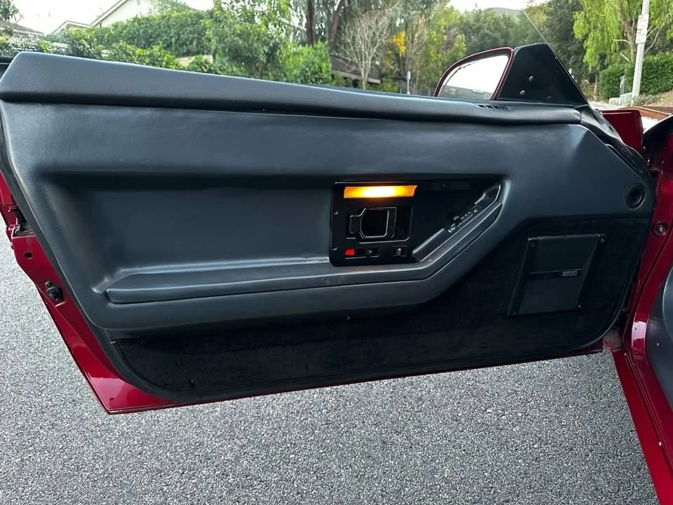 1987 Chevrolet Corvette C4 - Image 12 of 16