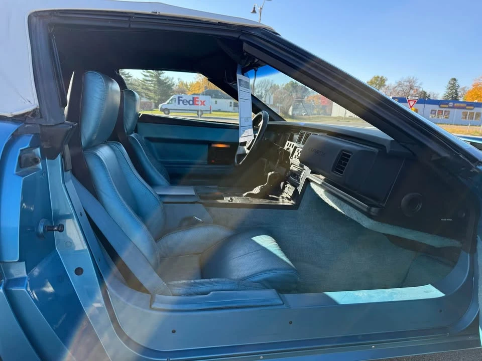 1987 Chevrolet Corvette C4 - Image 5 of 11