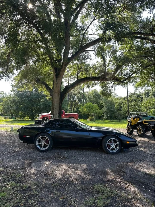 1987 Chevrolet Corvette C4 - Image 2 of 9