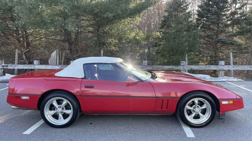 1987 Chevrolet Corvette C4 - Image 17 of 20