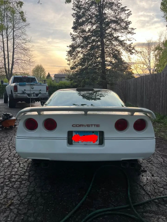 1987 Chevrolet Corvette C4 - Image 5 of 13