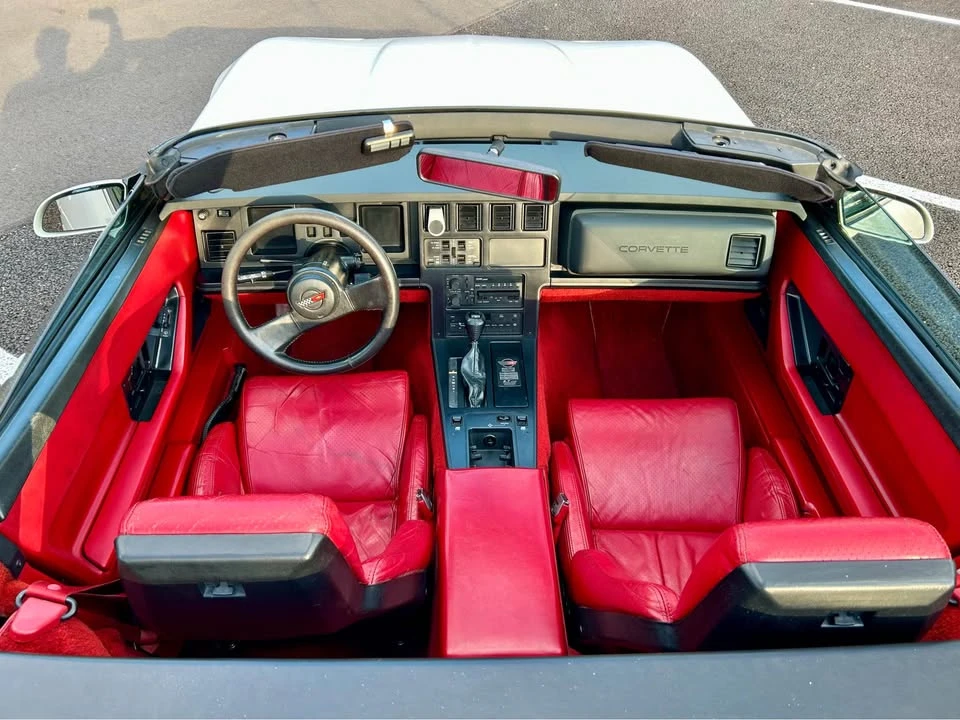 1987 Chevrolet Corvette C4 - Image 4 of 17