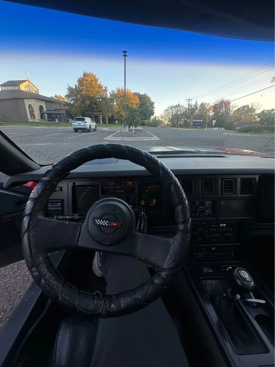 1987 Chevrolet Corvette C4 - Image 12 of 19