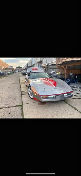 1987 Chevrolet Corvette C4 - Image 1 of 2