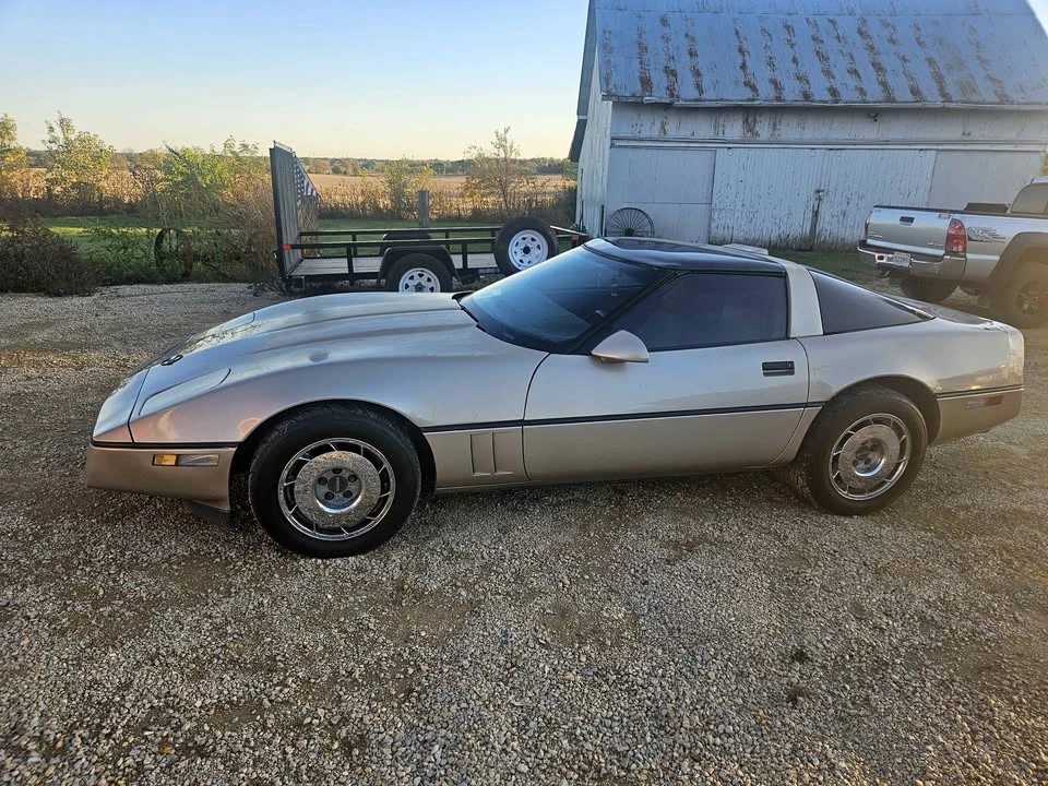 1987 Chevrolet Corvette C4 - Image 1 of 6