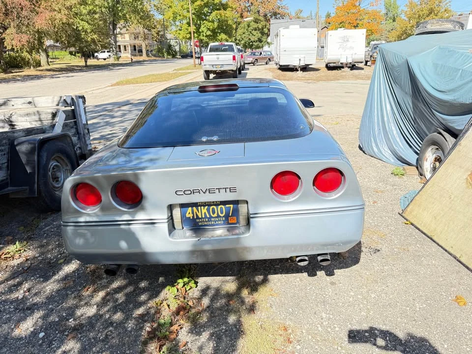 1987 Chevrolet Corvette C4 - Image 5 of 7