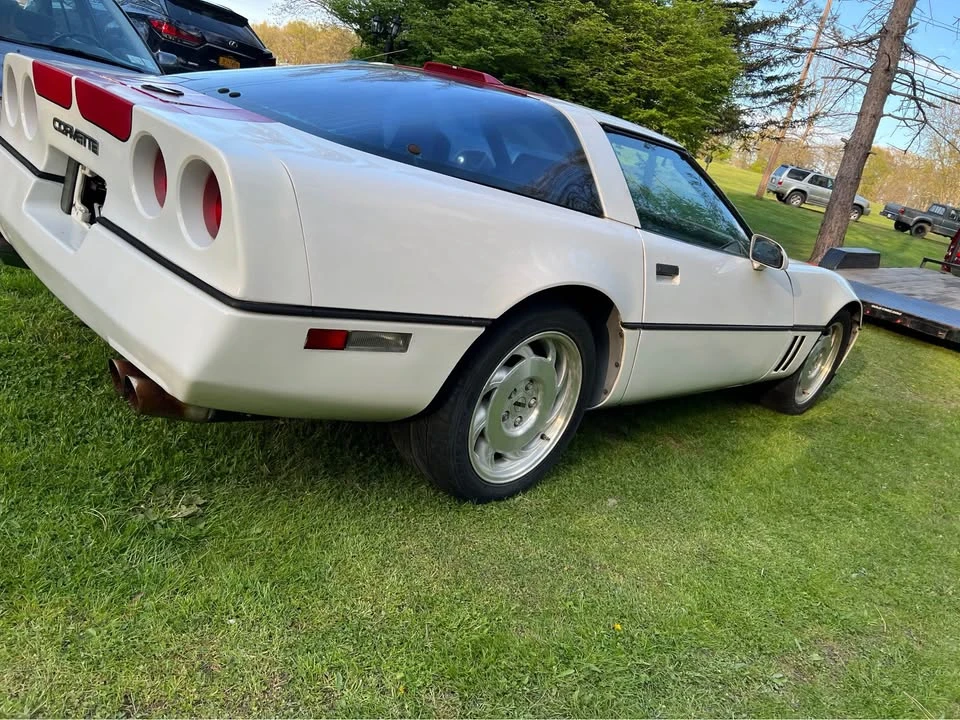 1987 Chevrolet Corvette C4 - Image 3 of 7